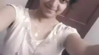 Desi bhabi selfie video making