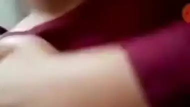 SEXY LOOKING DESI BHABHI SHOWING HER BIG BOOBS