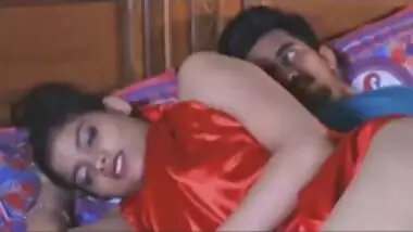 Desi Bhabhi In Bhaiya Ke Ghar Par Na Hone Fayda Uthatya Devar Ne