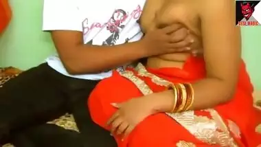 Hot Indian Wife Fucked On My Room