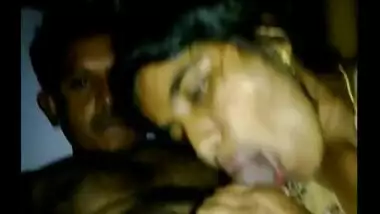 Desi Indian Guy With Indian Randi Giving Blowjob & Kiss Scandal