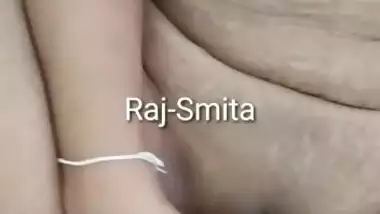 Sexy Smita Bhabhi fucked hard on cam