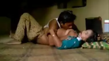 Chennai Aunty Extramarital Affair Caught On Hidden Cam