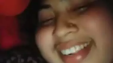 Desi Sexy Bhabi Showing Pussy on Video Call