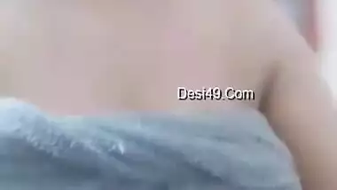 Today Exclusive- Cute Desi Girl Shows Her Boobs And Ass