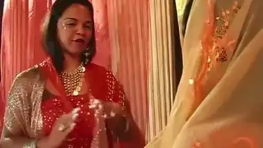 Desi aunty fucking kamasutro style