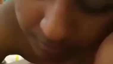 Sexy Srilankan sucking dick of her boss