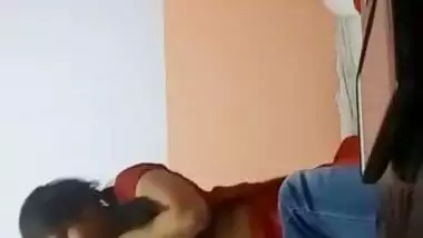 Desi couple romance and self home made video leaked