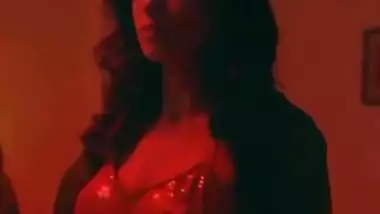 Riya Sen Boob Pressed