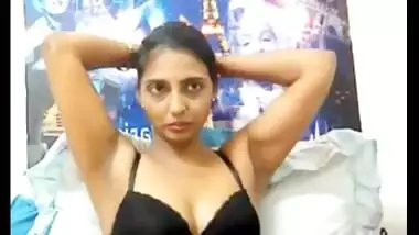 Home made mms of mature Indian bhabhi for online lover