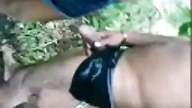 Kerala sex outdoor fuck of a desi bitch with her lover