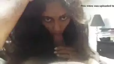 Hot Tamil Teen Sucking Stranger’s Penis