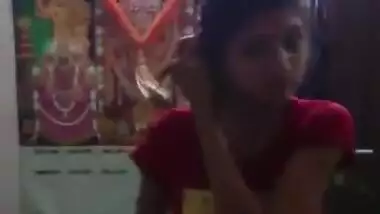 Indian young desi juicy boobs