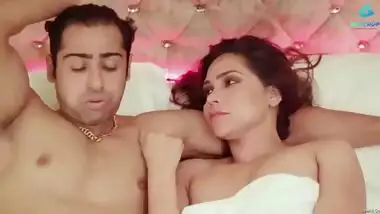 Super Hot sexy Wife Ki Friend Ke shath Adla Badli