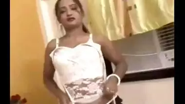 Bgrade Actress Undressing