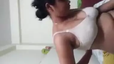 Hot Indian Girl's Videos-1