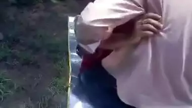 Tamil Couple Outdoor Sex Mms Video