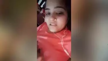 Sexy dirty talks with her boyfriend