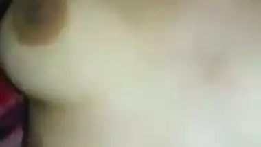 Silent chudai of naked wife at midnight