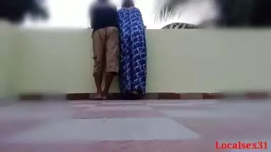 Desi married Blue Nighty Wife Sex In hall ( Official Video By Localsex31)