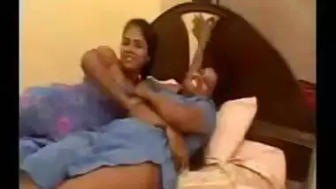 Indian lesbians 