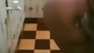 Mallu Girl Hot Bathroom Video