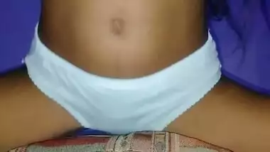 Desi girl fingering