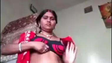 Bihari Bhabhi showing boobs on cam video clip