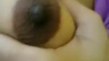 Cute Girl Showing Her Boobs on video Call