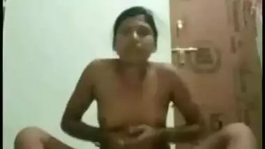 Bhavi eating branjal from pussy part 2