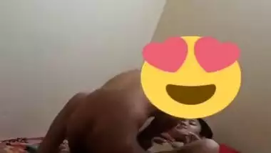 Desi Randi Bhabhi Fucking with young client in Hotel Room