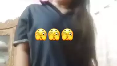 Bengali girl striptease dancing and nude pussy rubbing