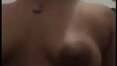 Cute Lankan girl Ridding Lover Dick