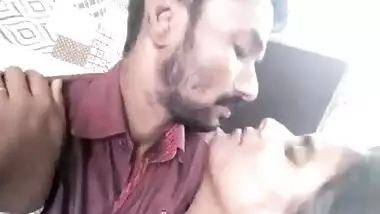 Appealing Indian woman finds the courage to kiss husband on camera
