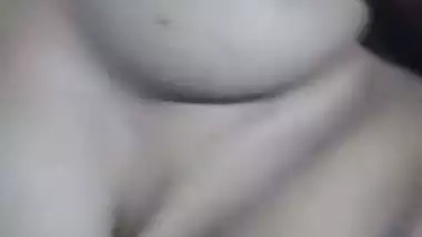 Indian girl fingering nude viral pussy expose