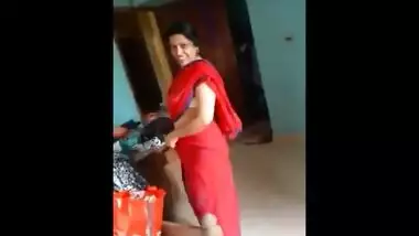 Desi Mallu Bhabhi Hot MMS