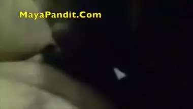 Hot Bhabhi Maya Pandit’s Erotic Blowjob To Young Lover