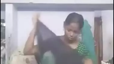 Tamil Bhabhi shows Boobs and Pussy