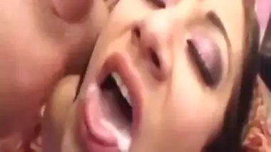 Indian Gets Hardcore Fucked By Her Car Driver With Desi Bhabi