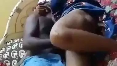 Tamil Aunty Pussy Finger She Cant Resist