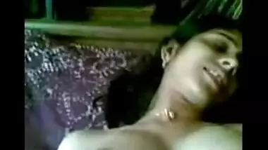 Horny desi girlfriend fucked first time