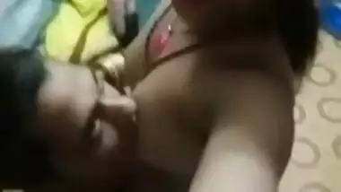 Desi wife boob sucking