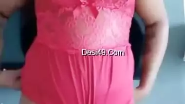 Today Exclusive- Horny Nri Tamil Girl Showing Her Boobs And Pussy