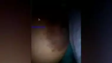 Big boobed Dhaka girl exposing on video call
