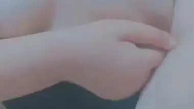 Snapchat girl desi fingering in nude for fans