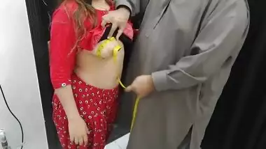 Desi Wife Ass Hole Fucked By Tailor In Exchange Of Her Clothes Stitching Charges Clear Hindi Voice