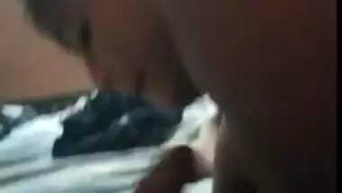 Desi man captures on cam XXX blowjob given by his fatty Desi wife