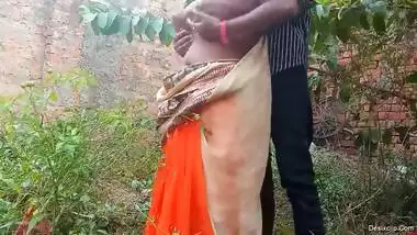 Village Wife fucked lover outdoor