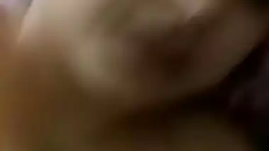 Sexy Bhabhi Showing On Video Call 2 Clips Part 1