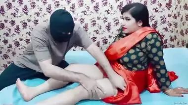 Indian Hot Madam got Sex with Her House Worker